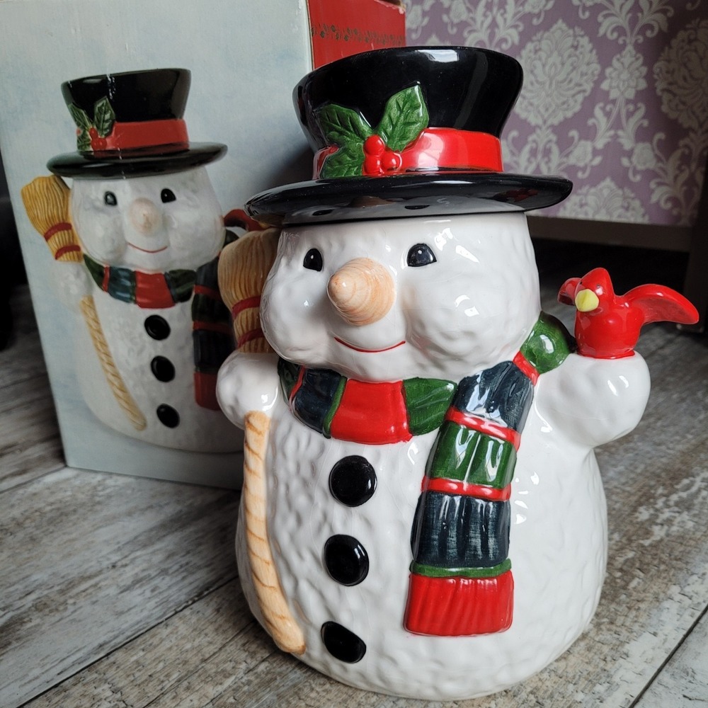 Vintage World Bazaars Ceramic Snowman Cookie Jar Holding Broom & Cardinal W Box! - Picture 2 of 10